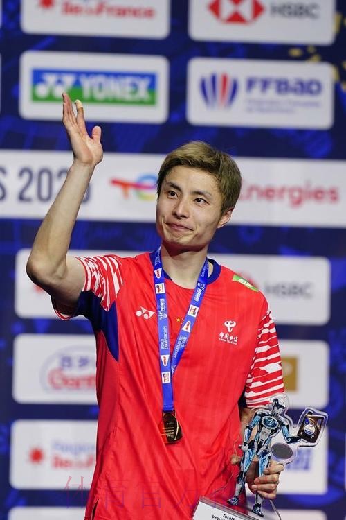 石宇奇因伤退赛 获马来西亚公开赛男单亚军